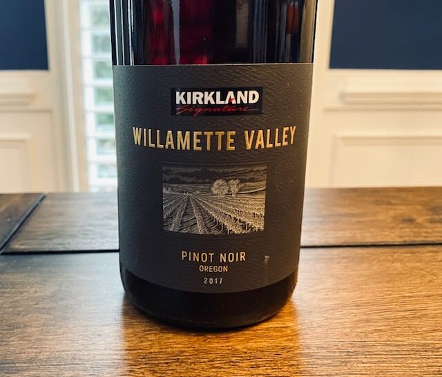 2017 Kirkland Signature Willamette Valley Pinot Noir